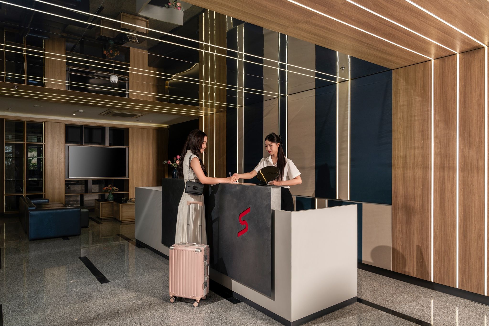 Rest Hotel: Elevate Your Stay in Da Nang with Exquisite Comfort and City Views