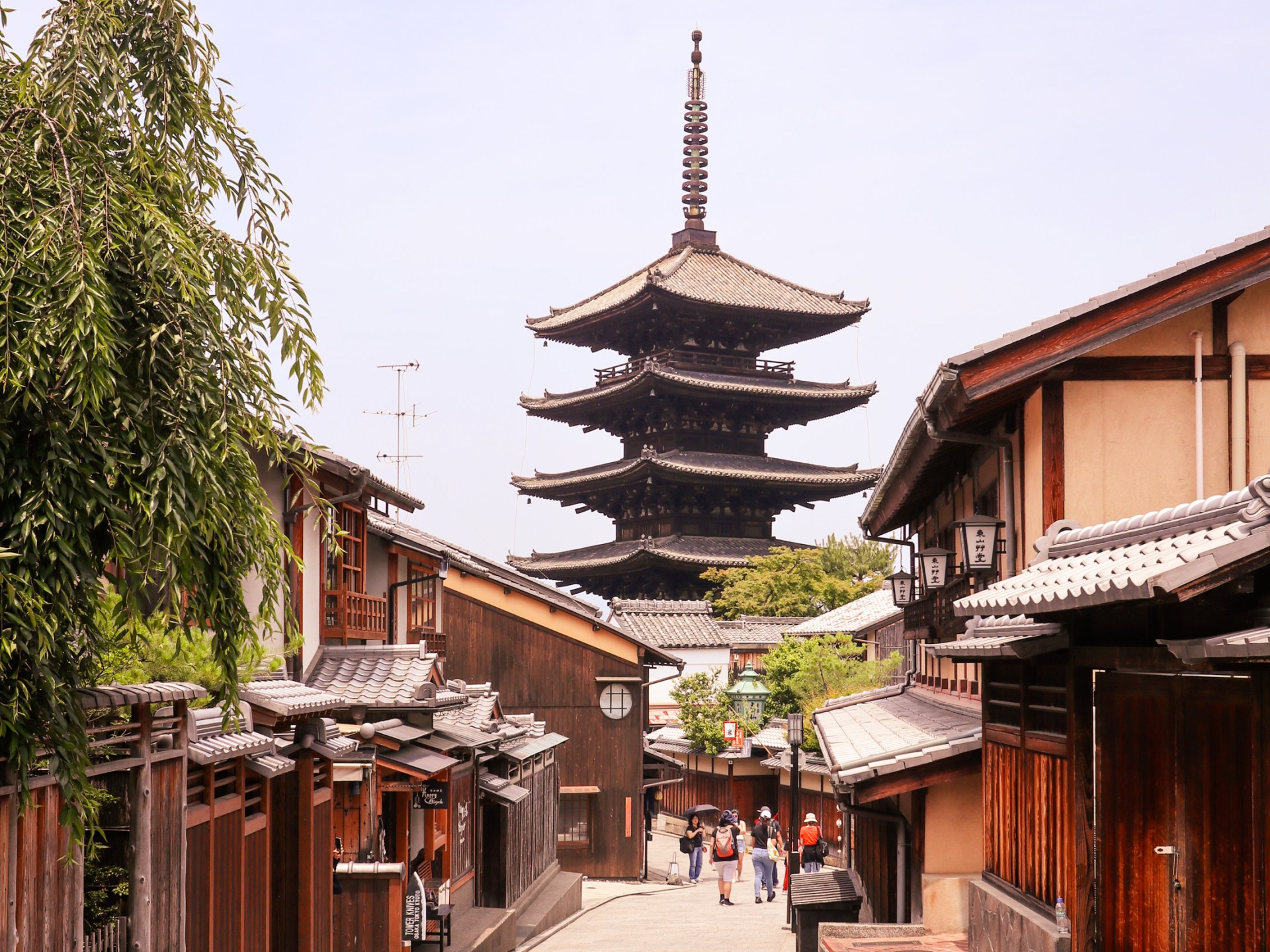 Dusit Thani Kyoto: Experience the Charm of Kyoto’s Premier Hotel