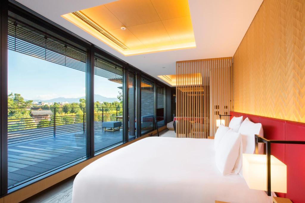 Garrya Nijo Castle Kyoto: A Journey Through Timeless Luxury and Traditional Japanese Hospitality