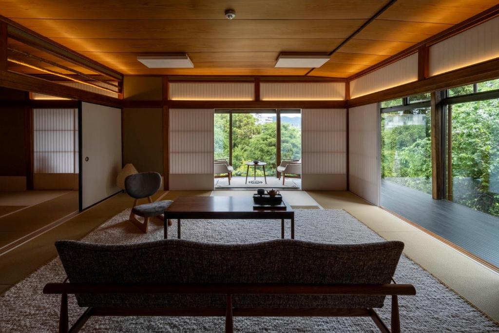 Momoyama Onsen Tsukimikan: Discover Kyoto’s Hidden Gem of Tranquility