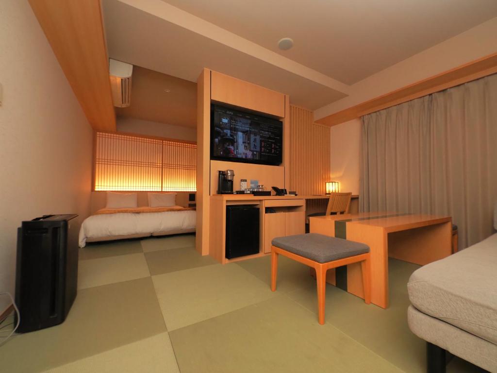 Review Henn na Hotel Premier Kyoto Gojo Karasuma: A Smart Luxury Experience in the Heart of Kyoto