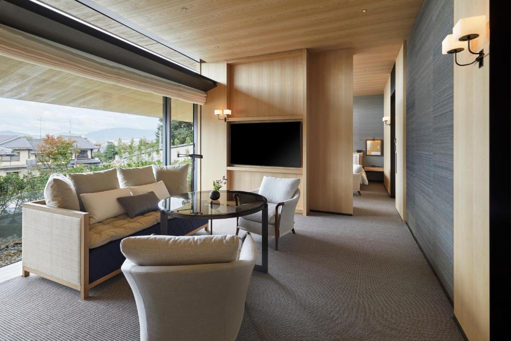 Discover the Elegance of Park Hyatt Kyoto