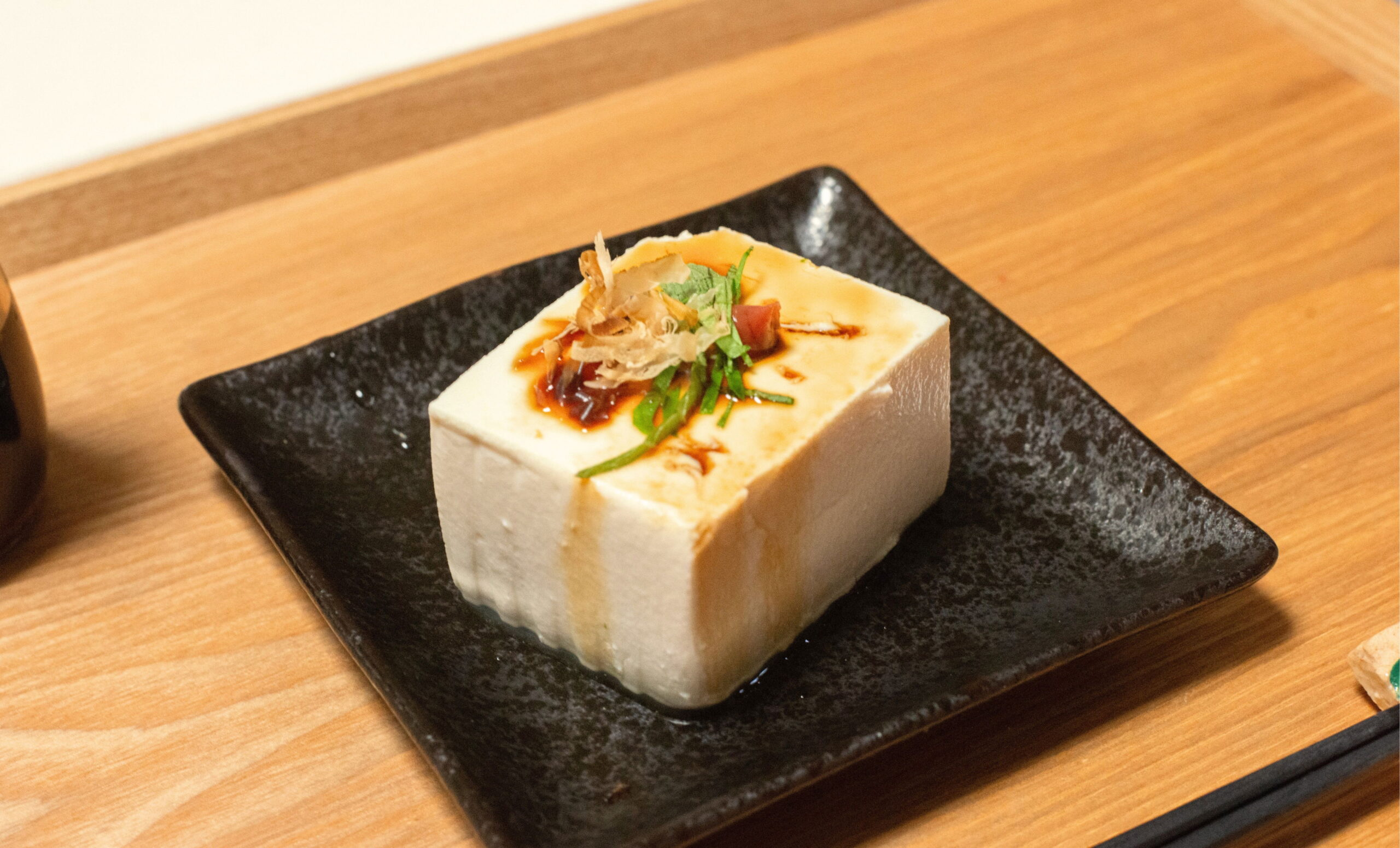 Hiyayakko: A Japanese Culinary Gem Explored