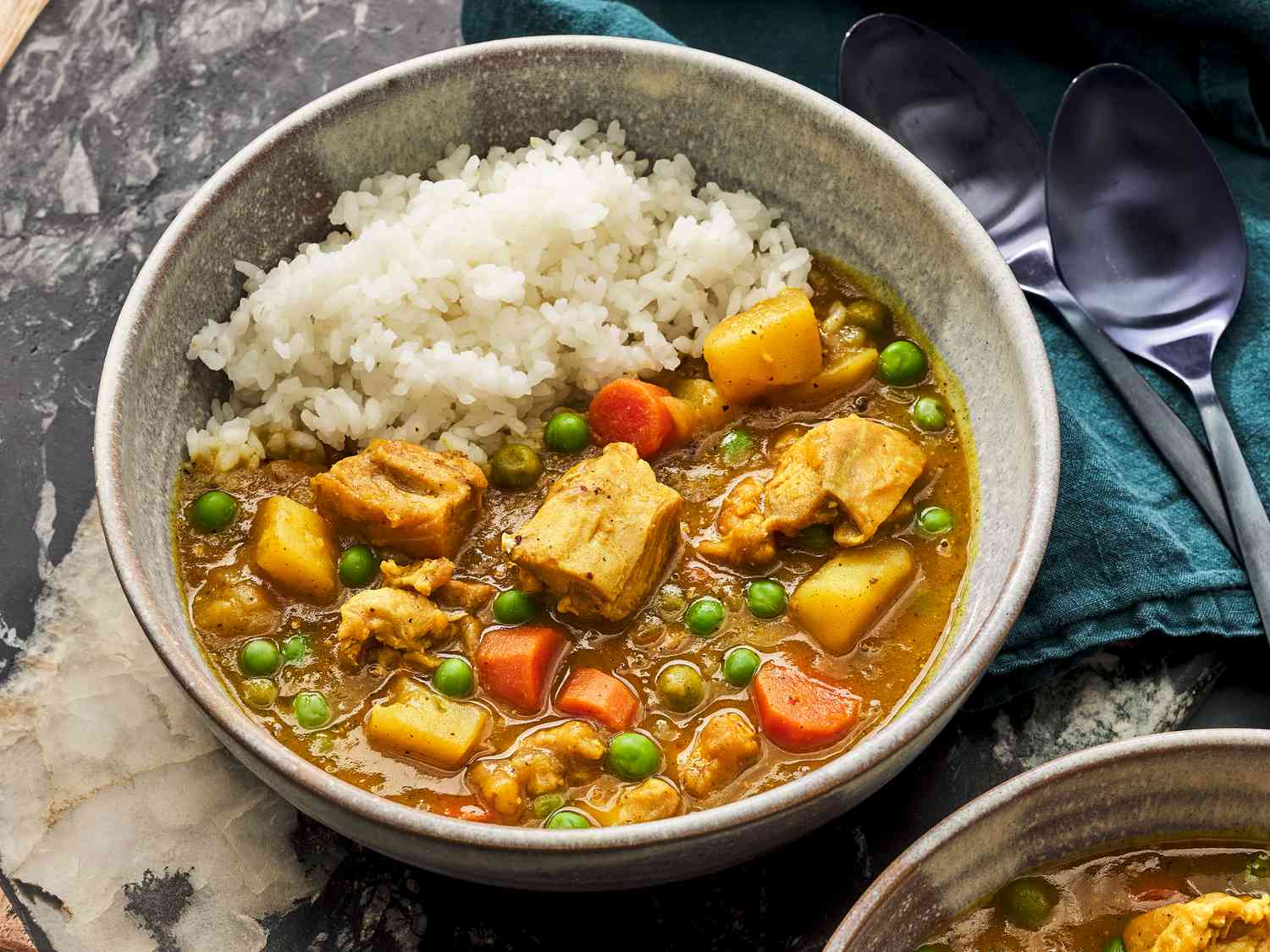 Kare Raisu (Japanese Curry Rice): Immerse Yourself in Japan’s Iconic Culinary Experience with Yoshida Hotel