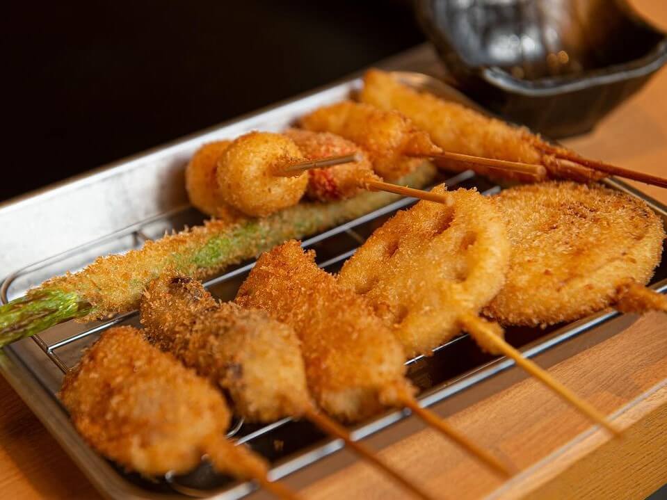 Review Kushikatsu: The Crispy Soul of Japanese Street Dining