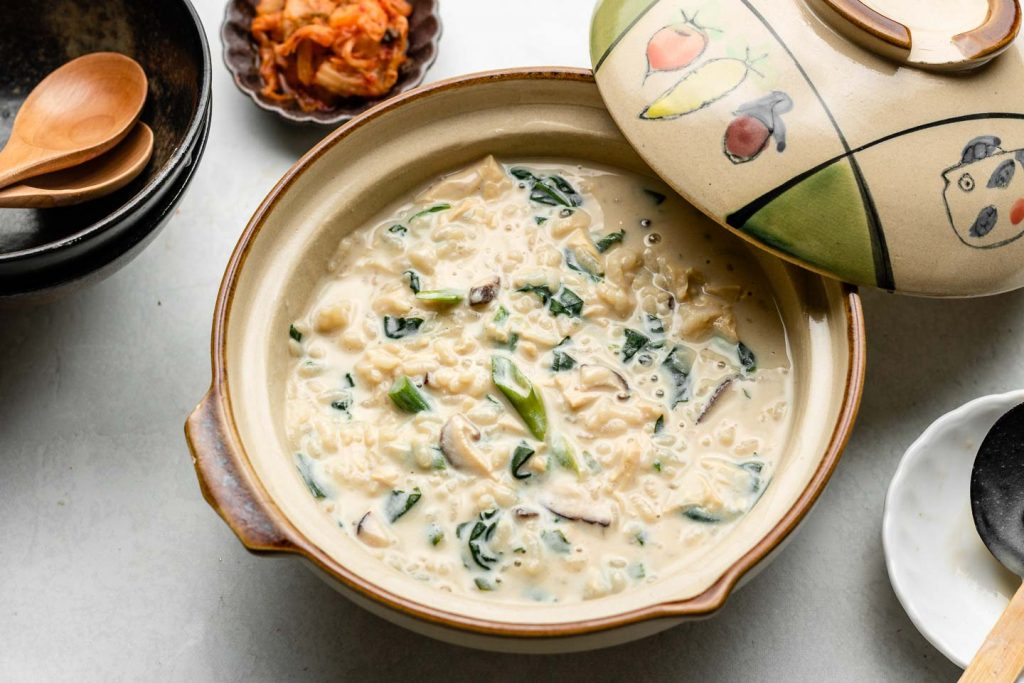 Review Zosui (Rice Soup): A Comforting Taste of Japan’s Soulful Cuisine