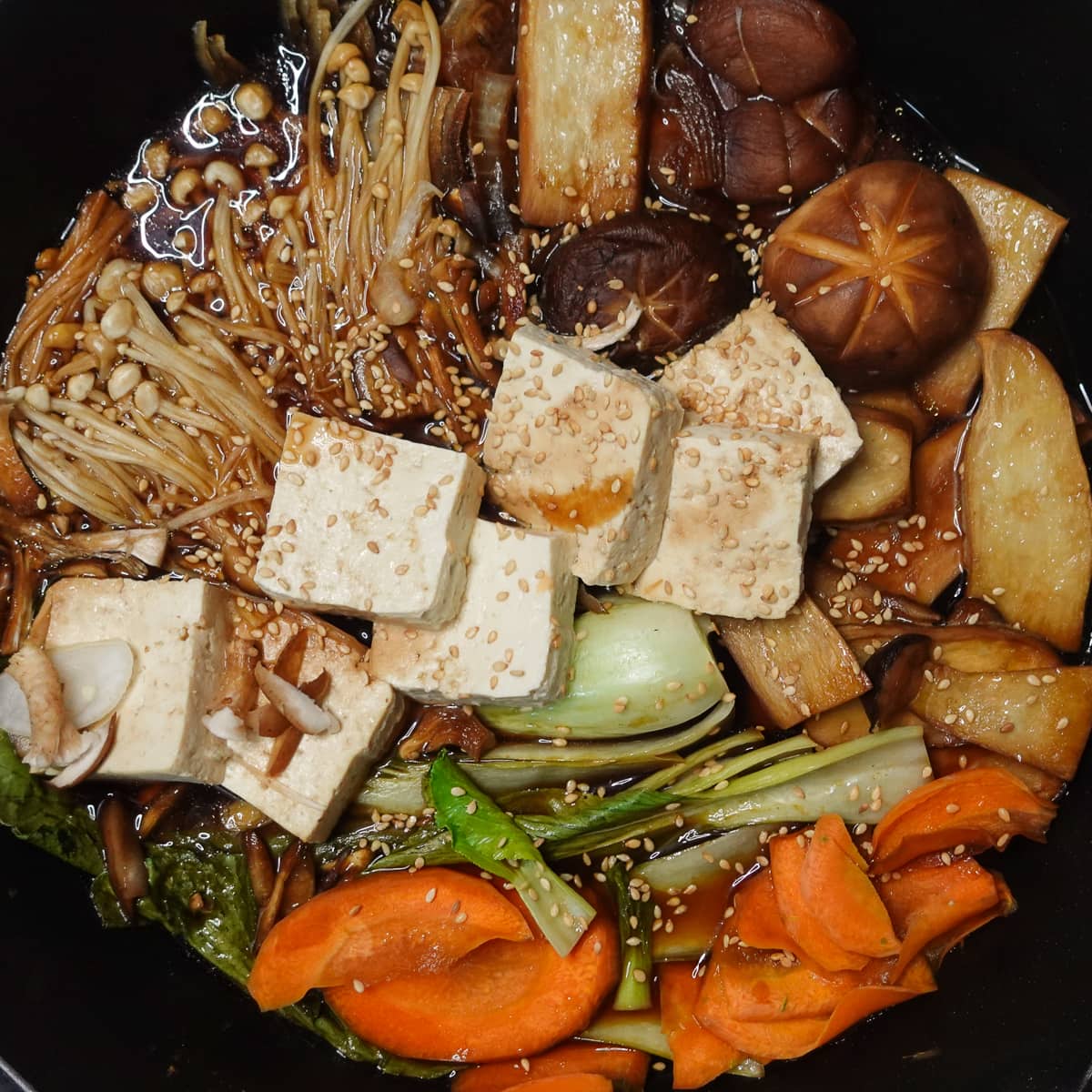 Sukiyaki: Experience Culinary Elegance with Guide to Japanese Gastronomy