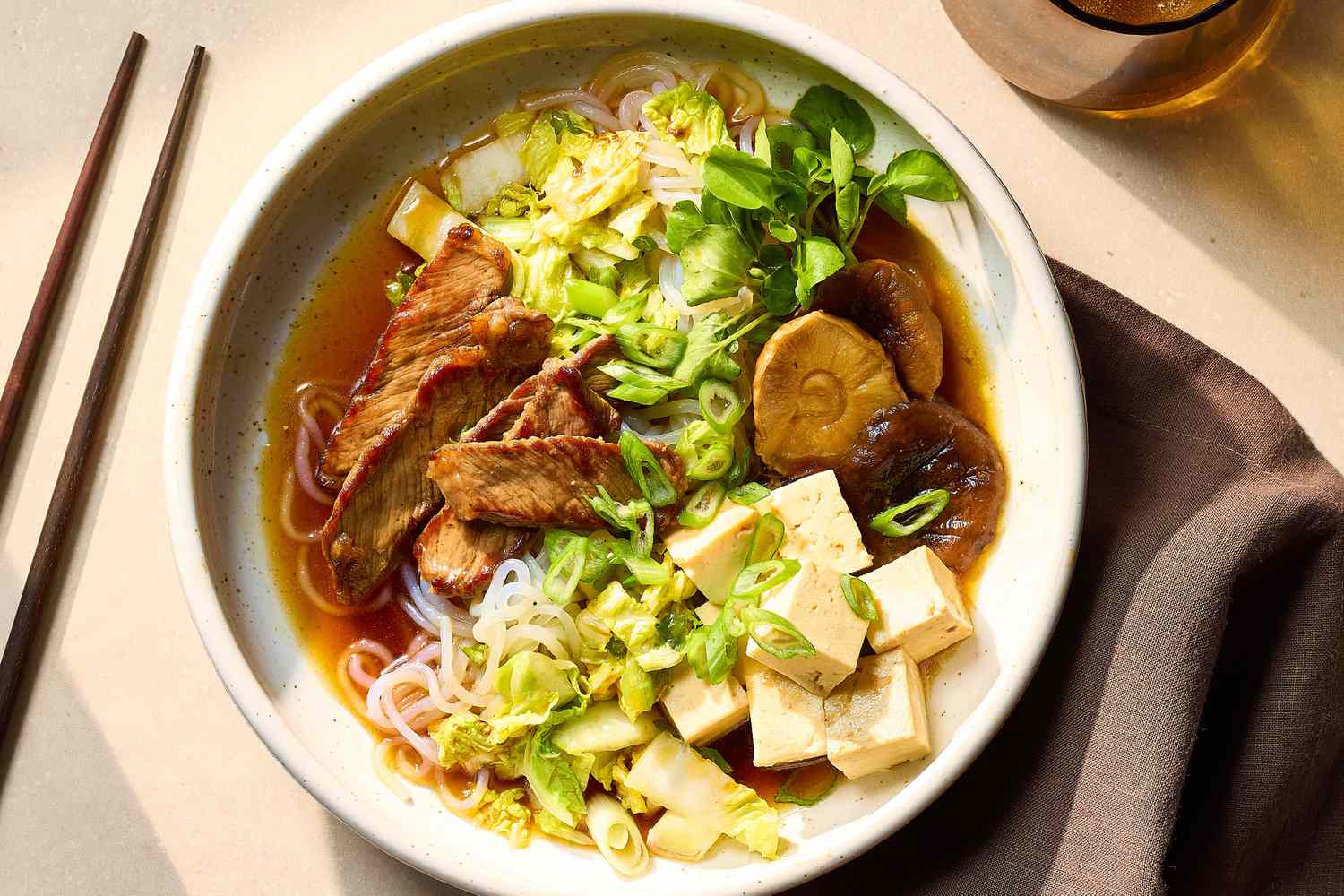 Sukiyaki: Experience Culinary Elegance with Guide to Japanese Gastronomy