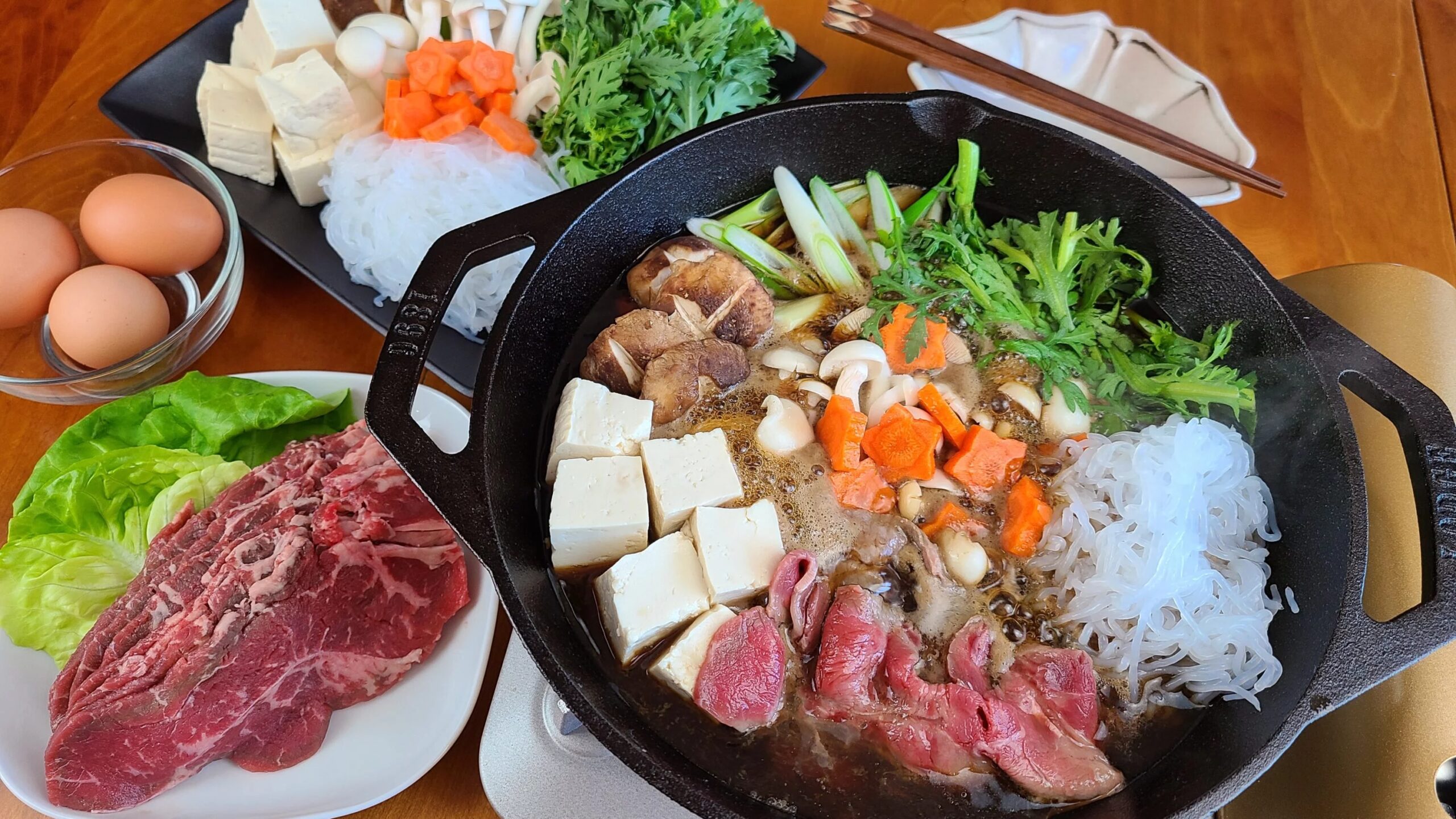 Sukiyaki: Experience Culinary Elegance with Guide to Japanese Gastronomy