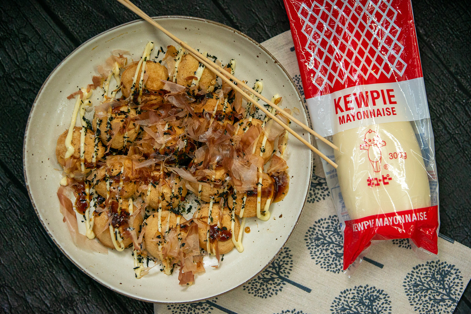 Takoyaki Adventure: Discovering Japanese Culinary Magic